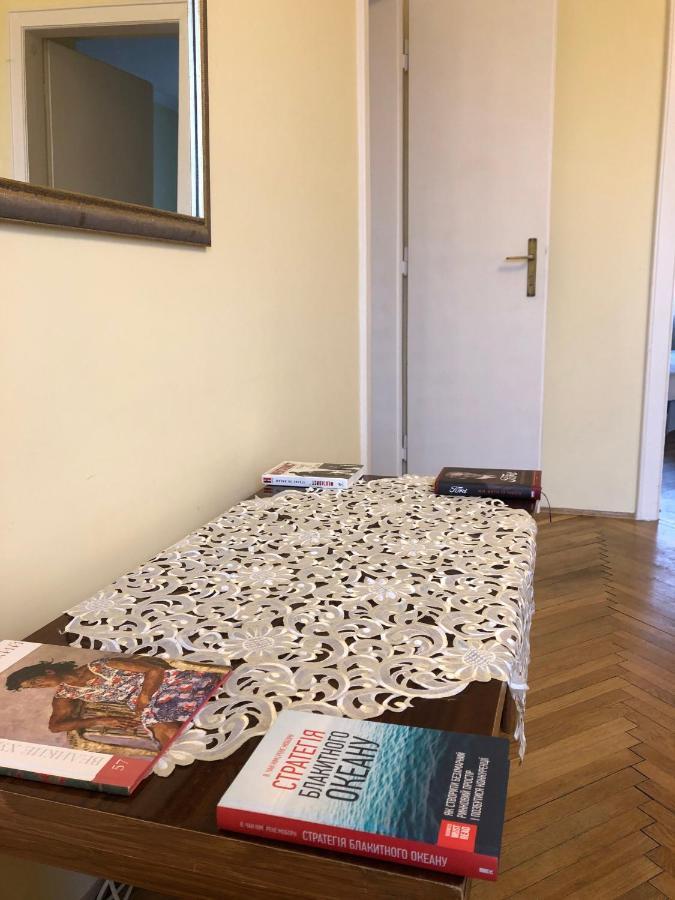 Galllery Lviv Eksteriør billede
